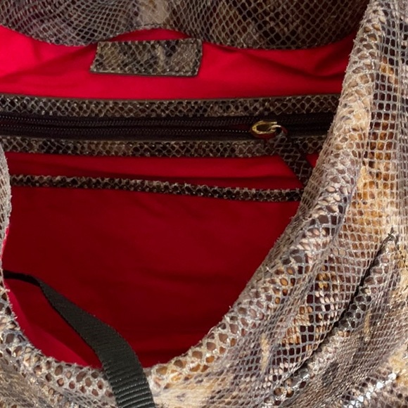 EUC Dooney and Bourke Shoulder Bag - Picture 7 of 12